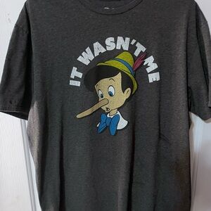 Disney Gray Adult Shirt with Pinocchio “IT WASNT ME” size XL